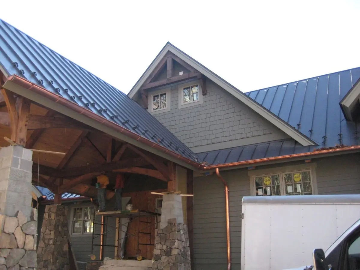Craftsman Roofing team delivering quality roofing work in Toronto